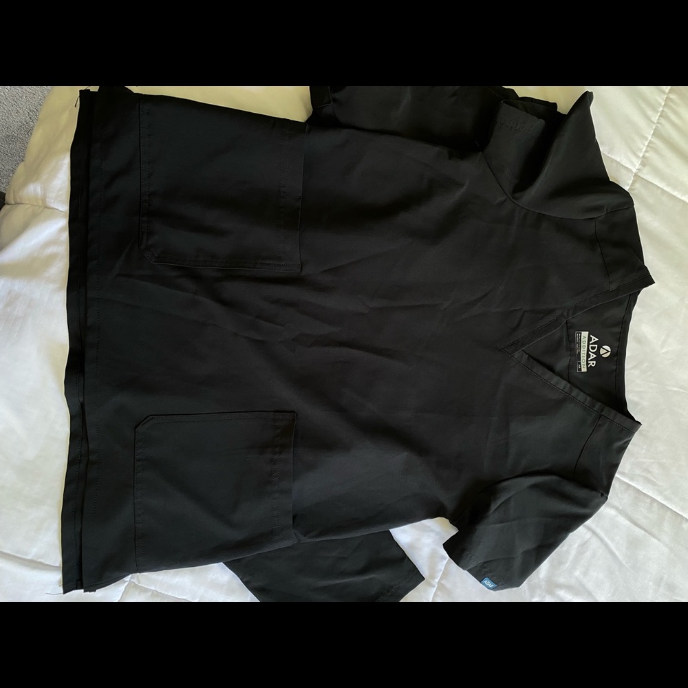 Black women’s medium scrubs